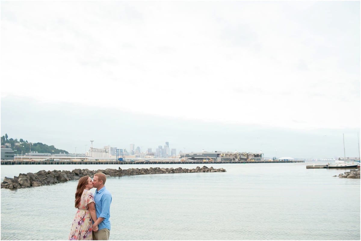 elliott-bay-marina-engagement-session_5233