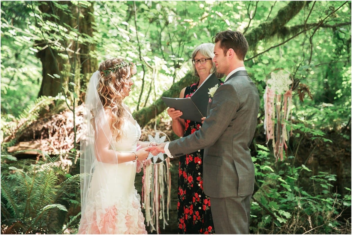 treehouse-point-vow-renewal-wedding_6023