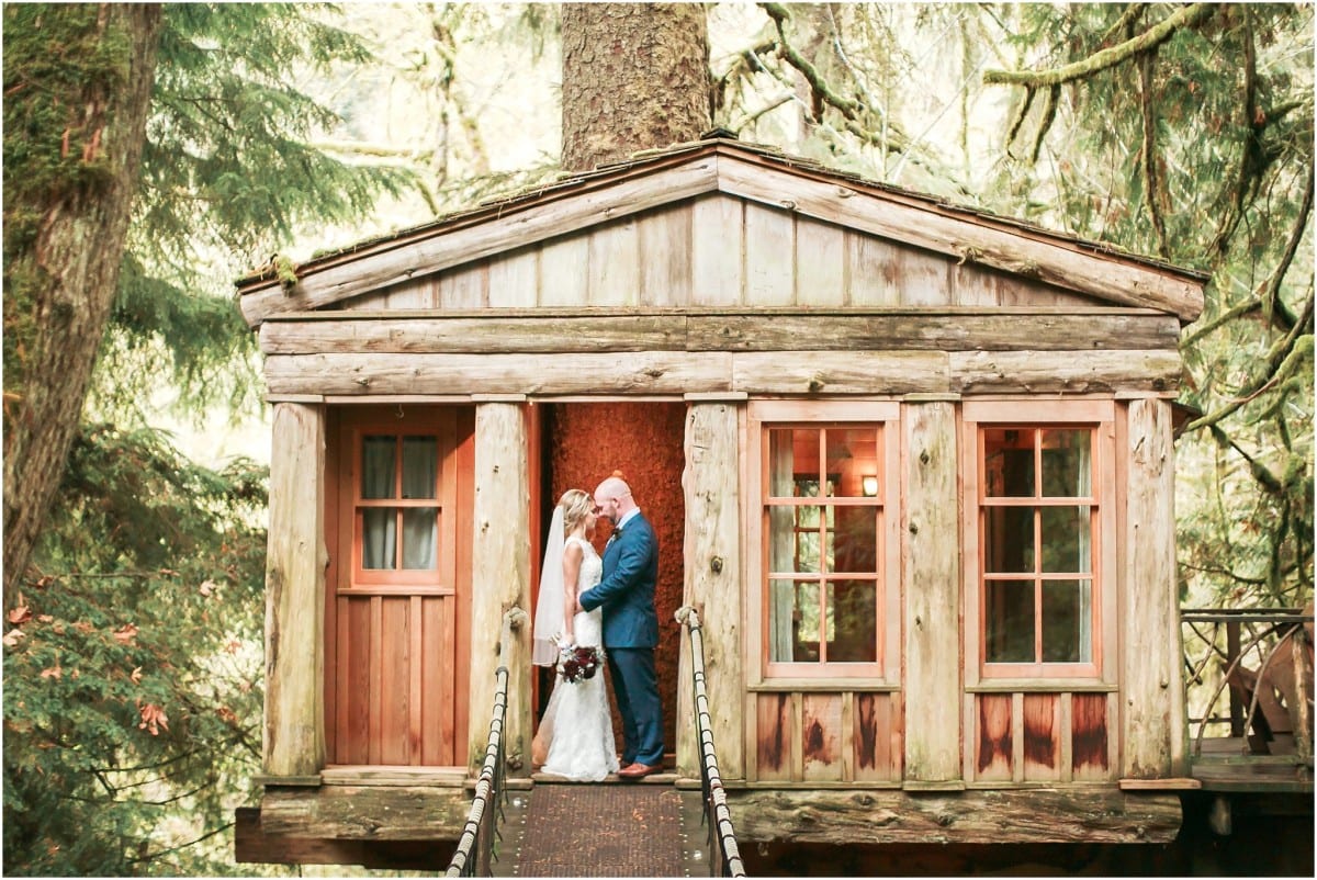 ashley-clay-treehouse-point-elopement_9706