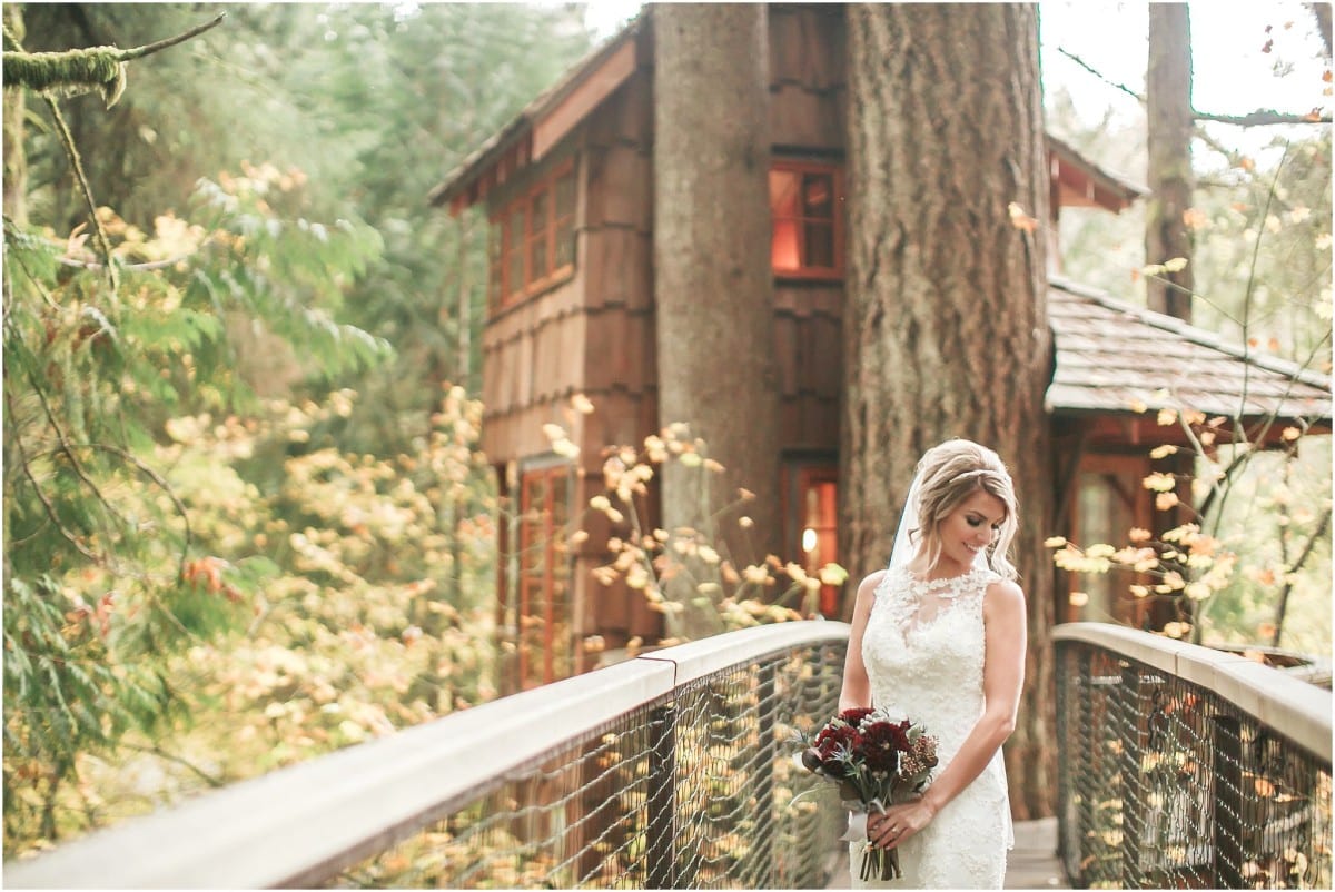 ashley-clay-treehouse-point-elopement_9714